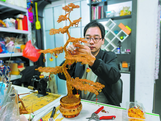 “老手艺”带动群众在“家门口就业”